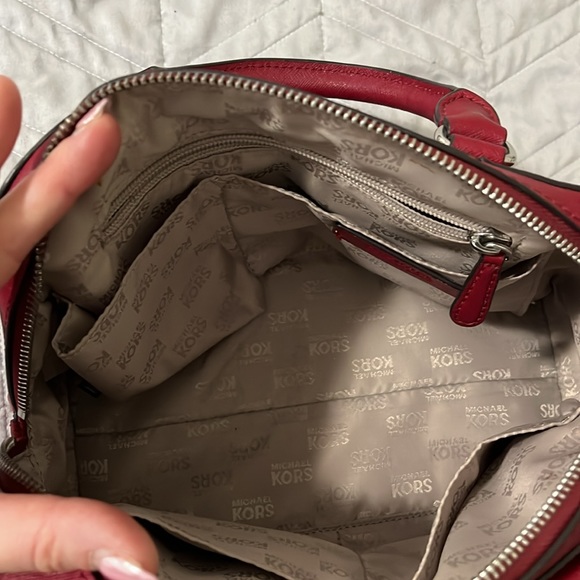 Michael Kors Saffiano Small
Satchel in Dark Cherry Red - Picture 5 of 7